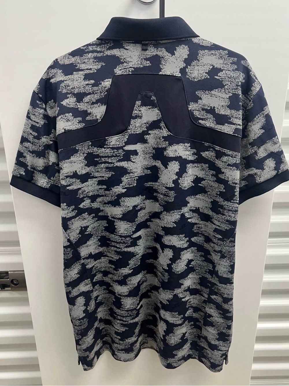 J.Lindeberg Camo Pattern Golf Polo - Picture 3 of 3
